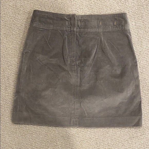 Banana Republic size 0 corduroy skirt. - Picture 4 of 5